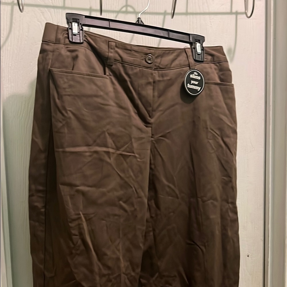 Counterparts Bermuda Brown shorts